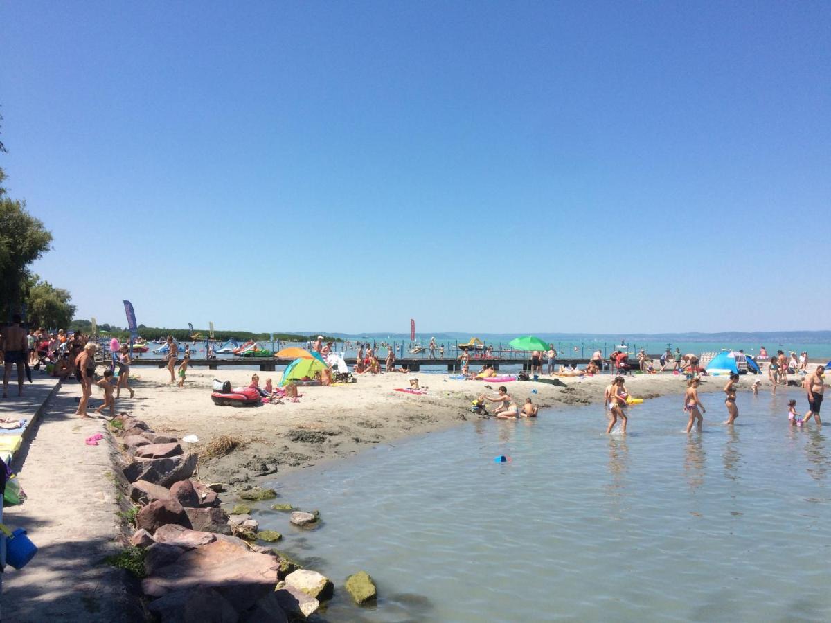 Elso Fecske Apartmanok Siófok Exteriér fotografie