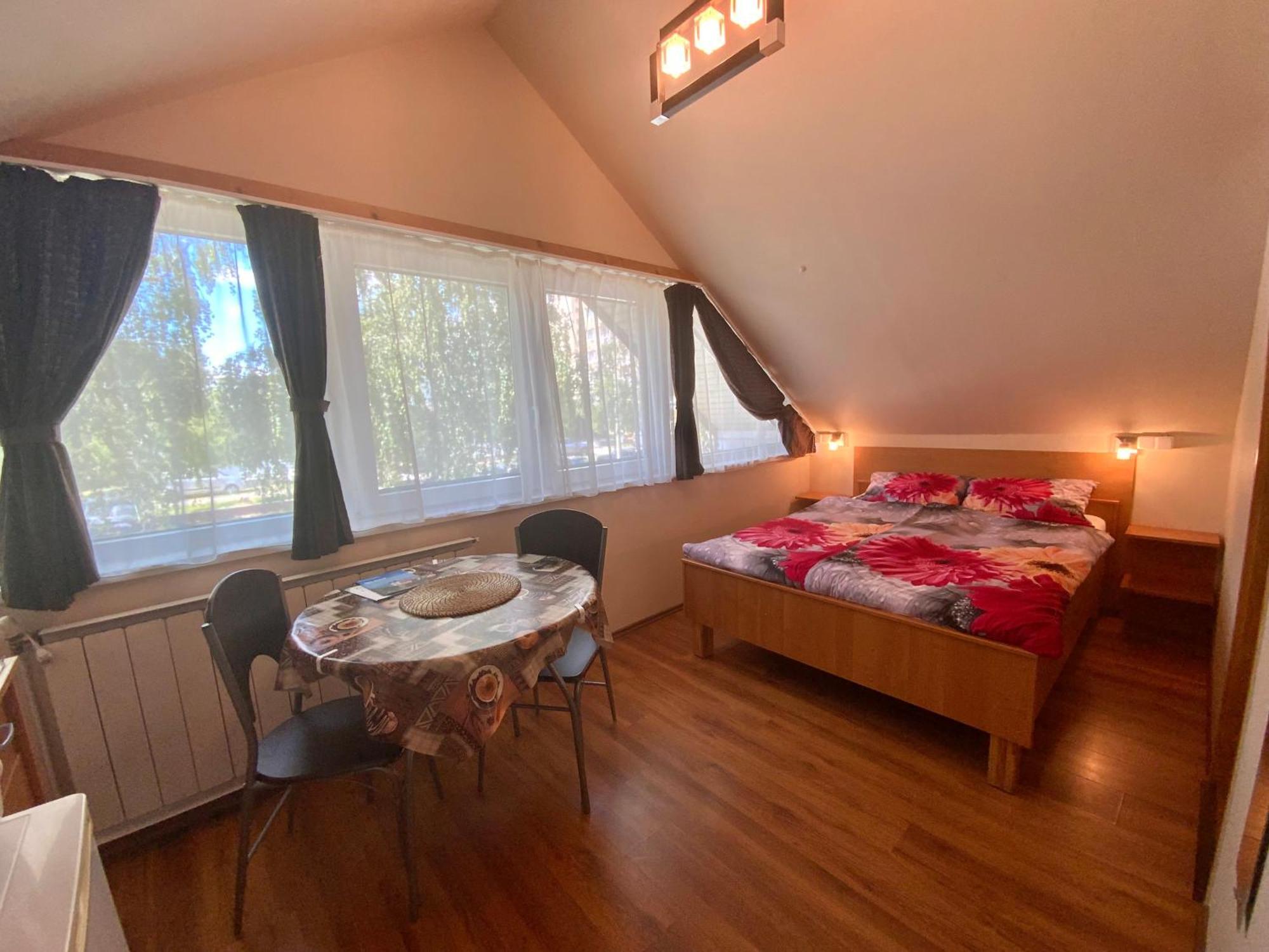 Elso Fecske Apartmanok Siófok Exteriér fotografie