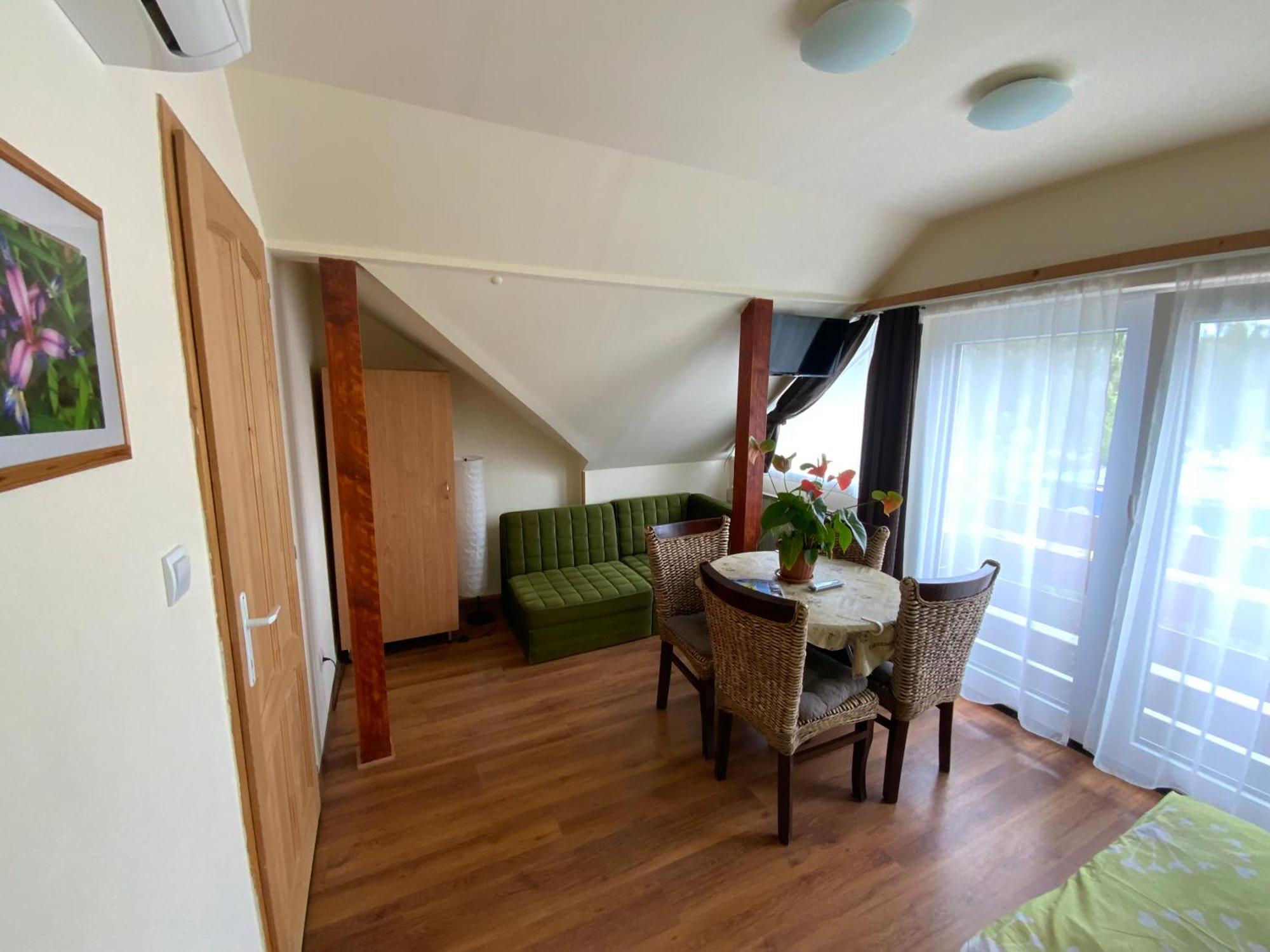 Elso Fecske Apartmanok Siófok Exteriér fotografie